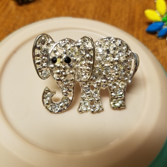 Elephant ring - Picture 5 of 6